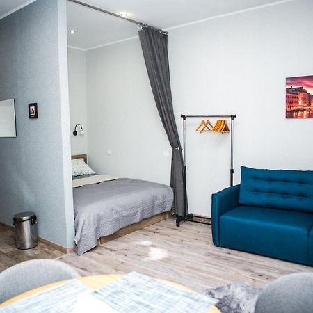 Luxury Flat In Downtown Lägenhet Lviv Exteriör bild