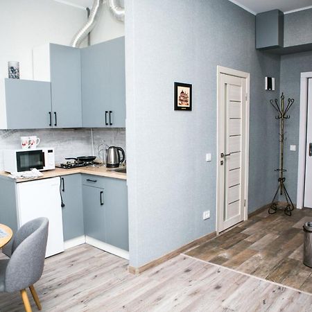 Luxury Flat In Downtown Lägenhet Lviv Exteriör bild