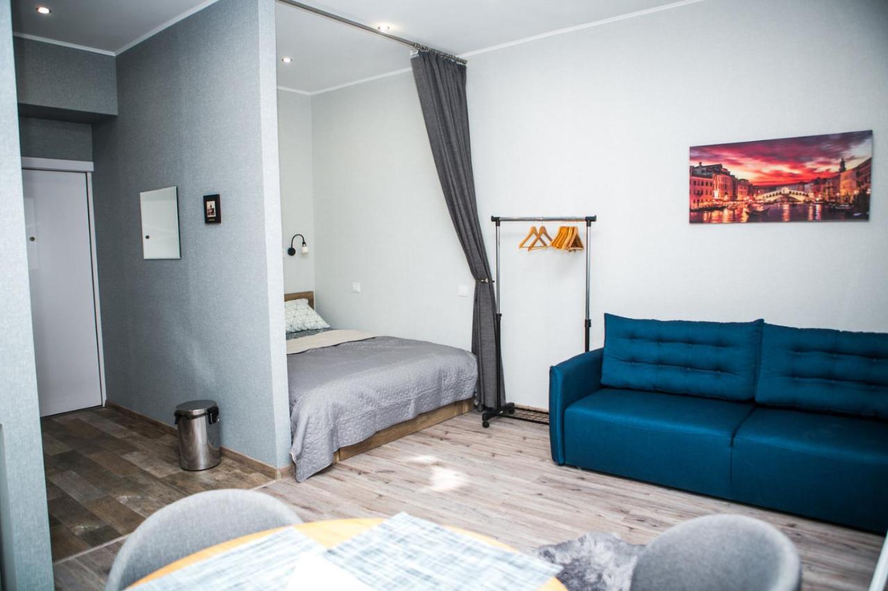 Luxury Flat In Downtown Lägenhet Lviv Exteriör bild